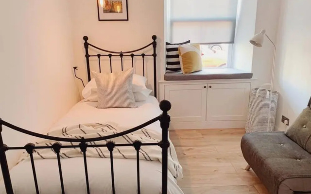 The Estuary Apartment - 2 Minutes From Beach