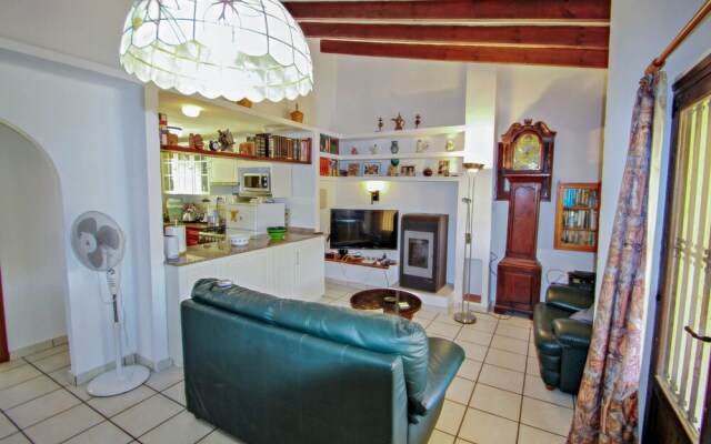 David - holiday bungalow with pool in Teulada