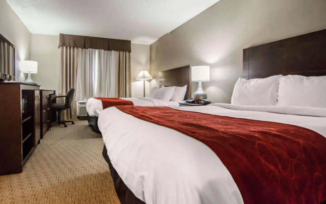 Quality Suites St. Joseph