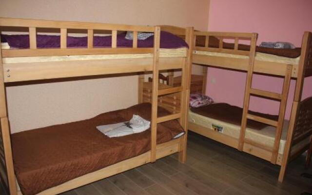 Riverside Hostel Borjomi