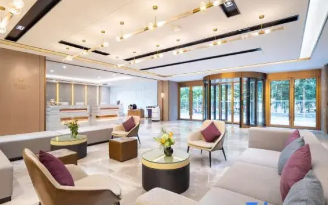 Lavande Hotel (Baoding Lekai North Avenue Yuanchuang Smart Center)