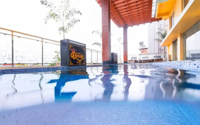 Yashshree Bangla Queen