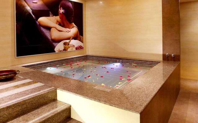 Express Inn The Business Luxury Hotel