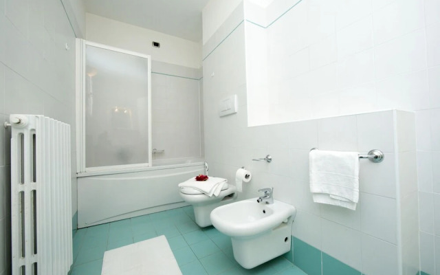 Porto Letizia Rosa 2