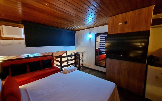 Apto Duplex, Peró - Cabo Frio. Conforto, Piscina, Beira Mar.