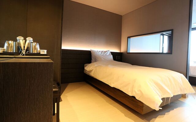 Suntree Hotel