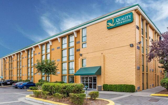 Quality Inn & Suites Everett