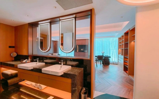 Beijing Wangfujing The Purple Horse Hotel