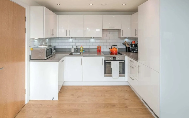 Chic 1 Bedroom Apartment With View of Shard