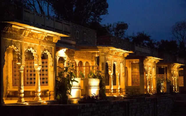 Neemrana'S - Deo Bagh