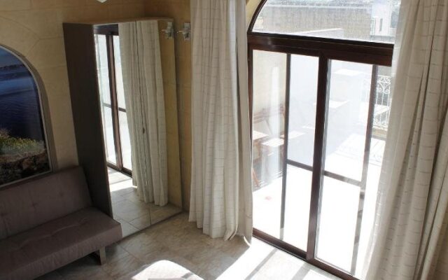 Country Views Bed & Breakfast