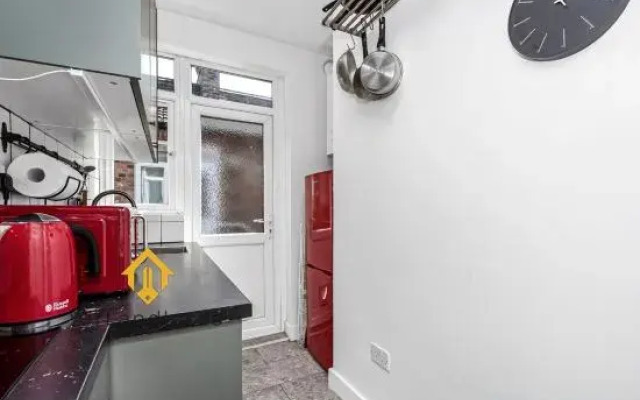 Unique 2 bedroom Flat in Heart of Walthamstow