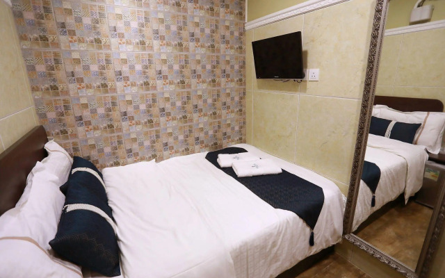 Grand Inn