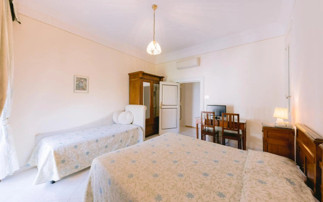 Hotel Toro
