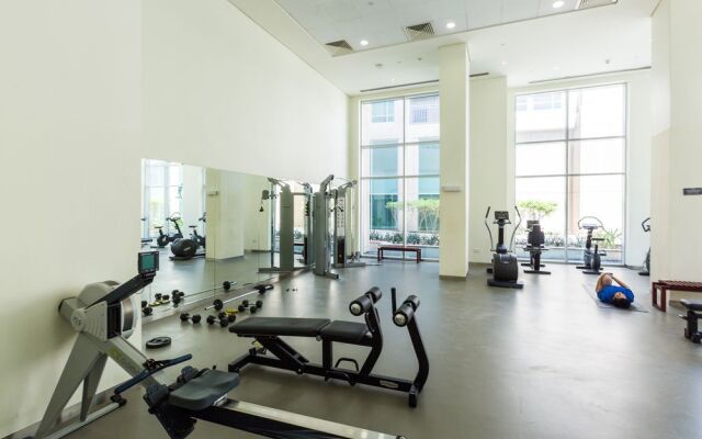Faraway Homes - Burj Views Luxury
