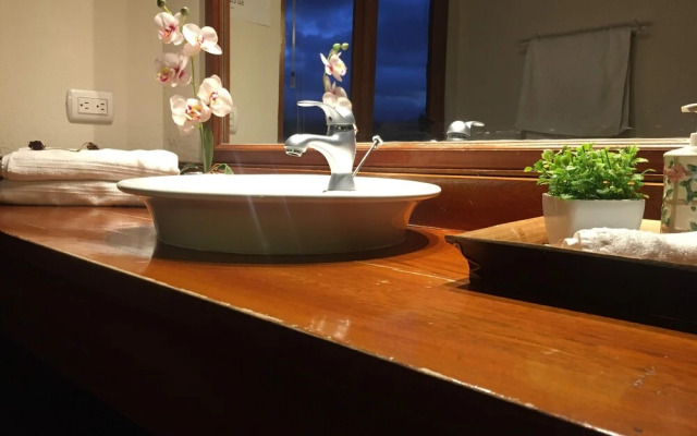 Casa Hippiness Guest House B&B