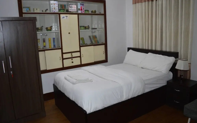 Shanti Apartment 2bhk Thamel 5 min Walk 2nd Floor