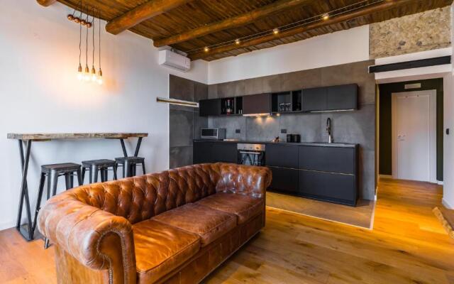 Starhost - MINERVA SUITE