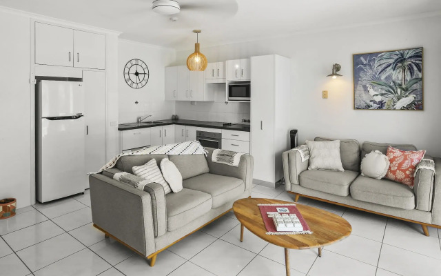 Agincourt Beachfront Apartments