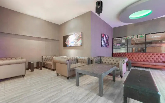 Chonburi Hotel by OYO Rooms