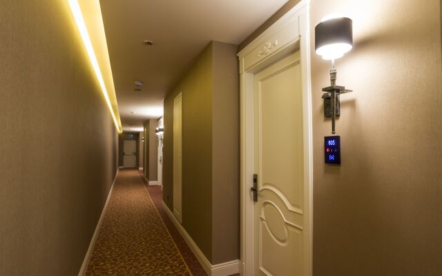 Mell Hotel