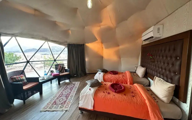 Sharah Luxury Camp