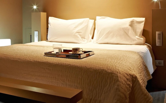 Alex Hotel