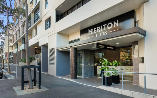 Meriton Suites Waterloo