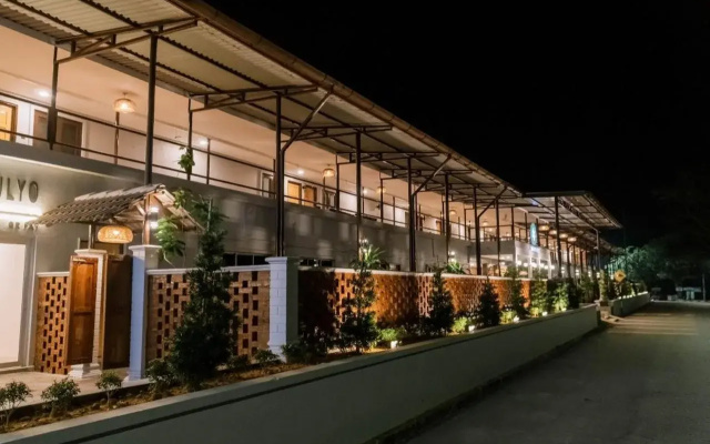 Mulyo Hotel