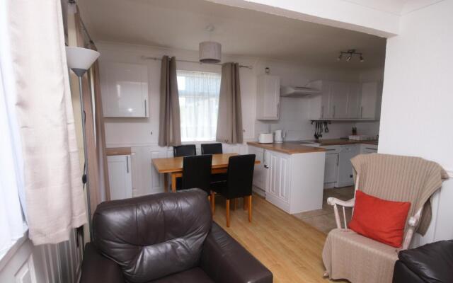 37E Medmerry Park 2 Bedroom Chalet