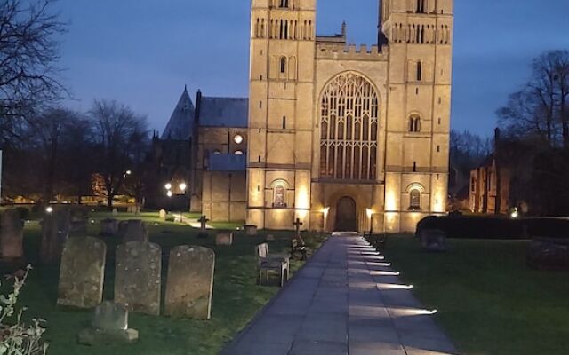 Southwell Stays