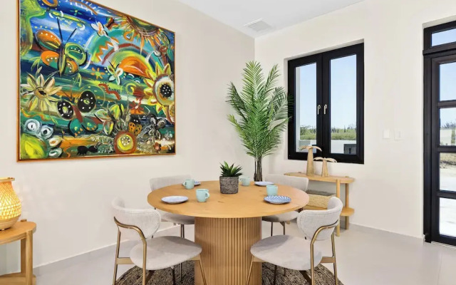 Catalina Residence Apt 3 - L.g. Smith Boulevard 546-j