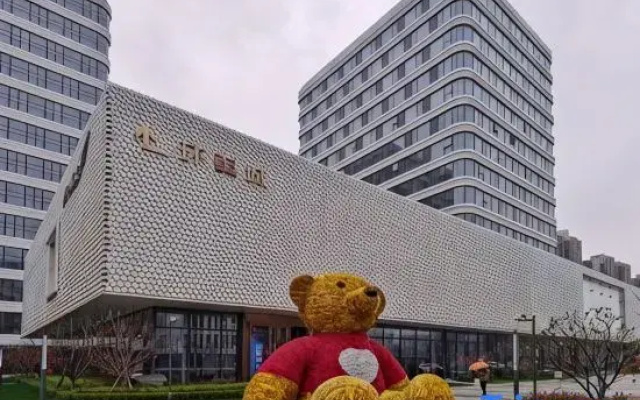 JunCeng City Hotel