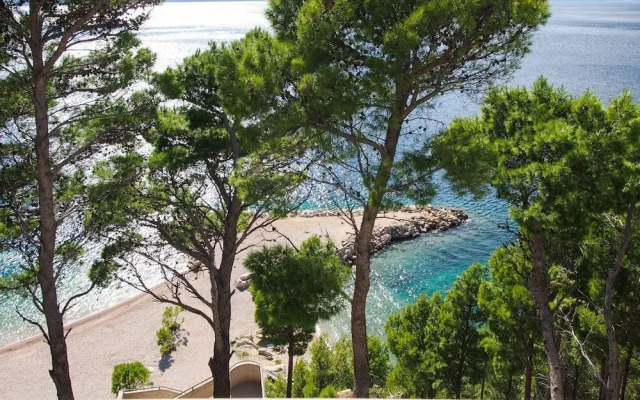 Anka - Amazing Location - SA2