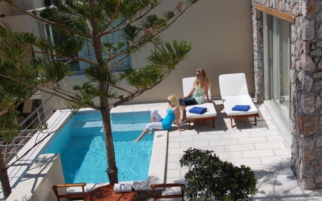 Hotel Antinea Suites & SPA