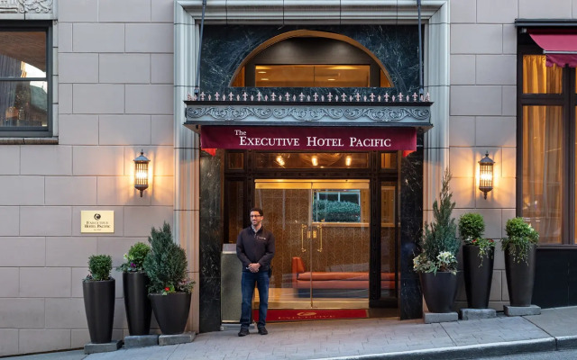 Executive Hotel Pacific