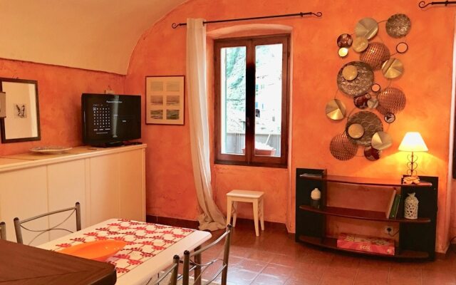 Studio via Colomba Barberi