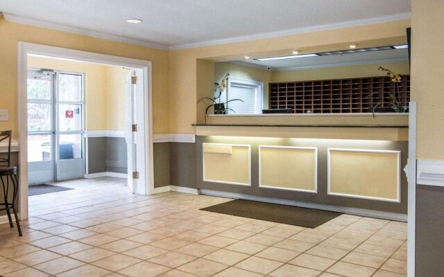 Suburban Extended Stay Hilton Head