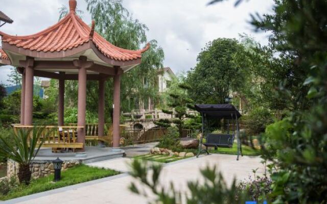 Wuyishan Shangxige B & B