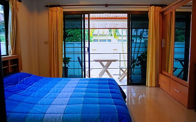 Thai Family Rawai Pool Villa