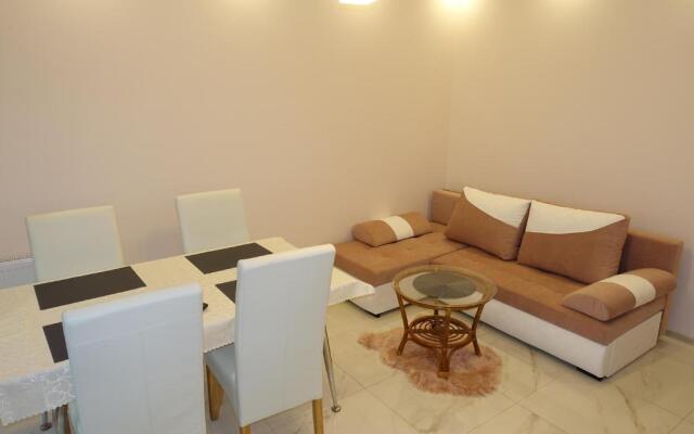 Apartament Cyrkoniowa