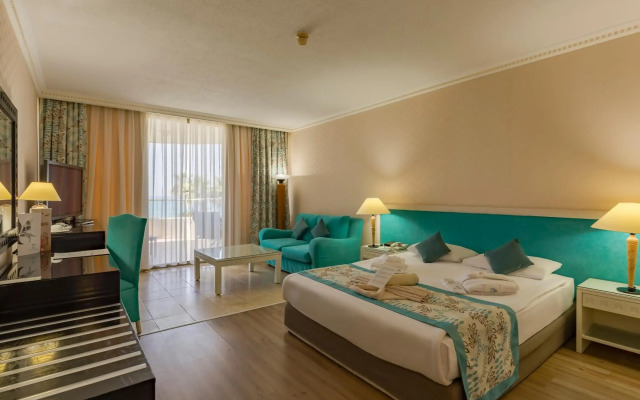 Sunrise Queen Luxury Resort & Spa