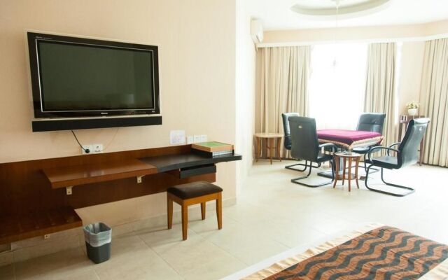Jiakai Crown Hotel