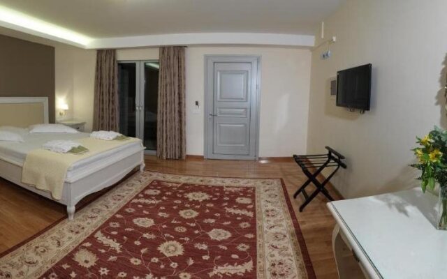 Hondos Classic Hotel & Spa