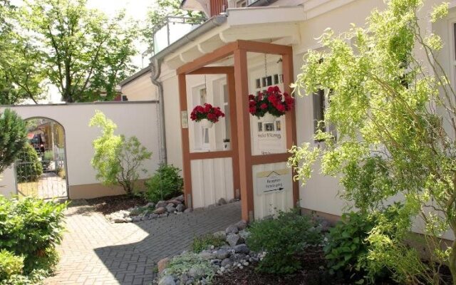 Hotel & Café Strandeck