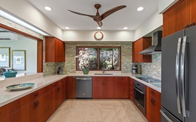 Kailua Shores 8 Bedroom Estate