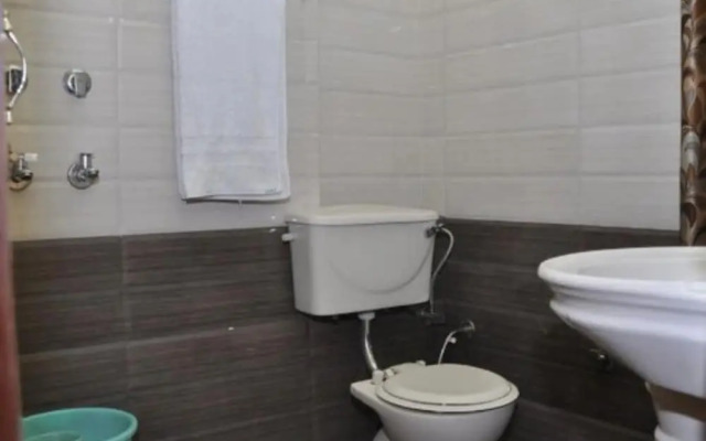 Goroomgo Mid Forest House Kalaguri
