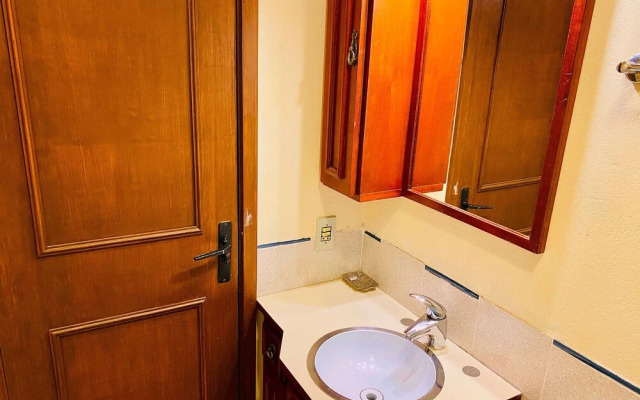 Apartamento a 3 quadras da Rua Coberta