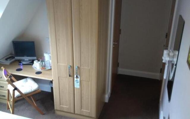 Tollyrose Country House