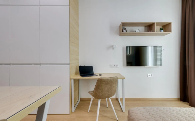 Апартаменты в небоскрёбе, центр Москвы